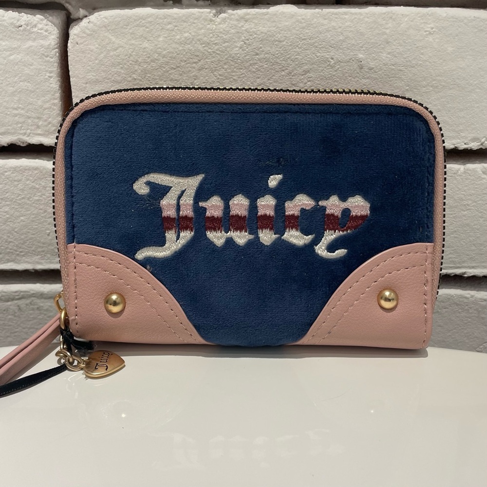 Juicy Couture Retro Vibe Double Medium Zip Around Blue & Pink Women's Wallet